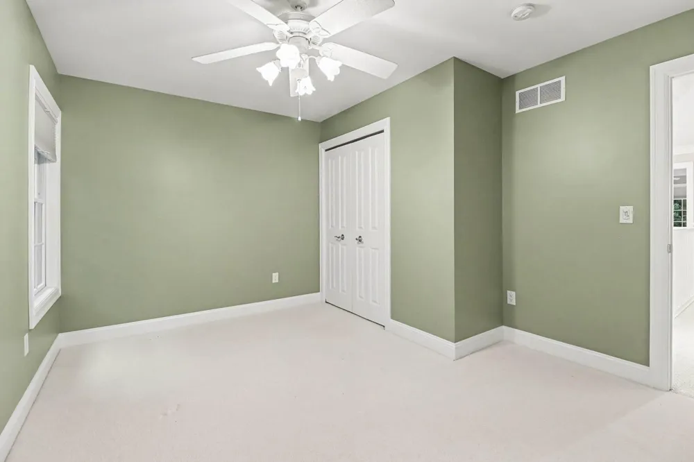 5439 Shawnee Road Pentwater, MI 49449