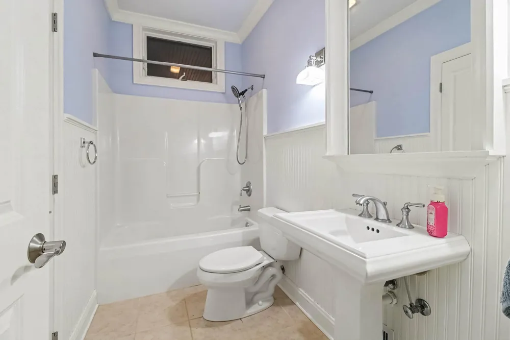5439 Shawnee Road Pentwater, MI 49449