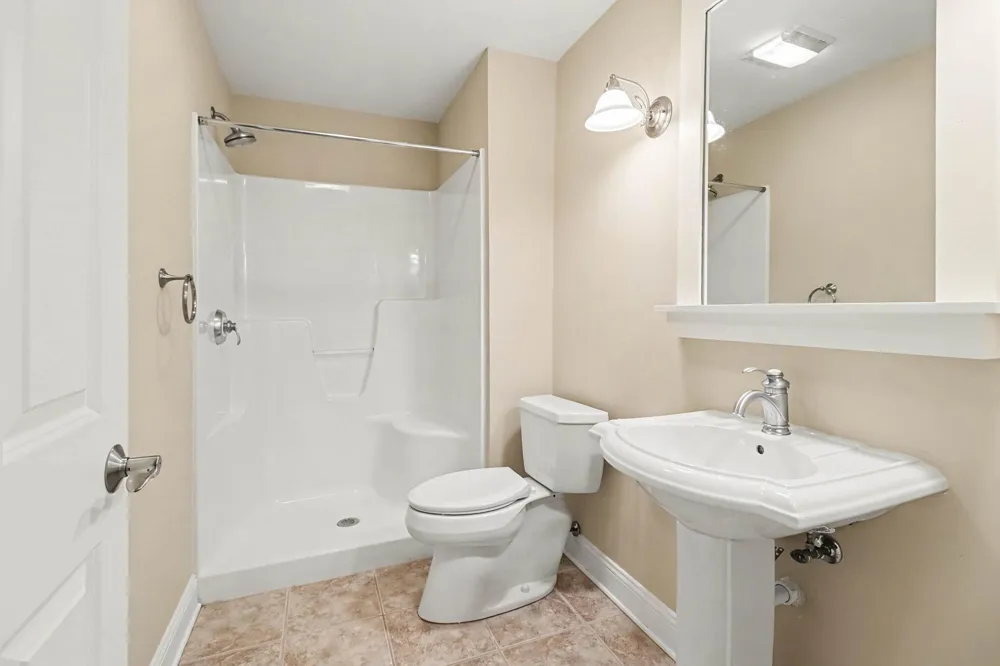 5439 Shawnee Road Pentwater, MI 49449