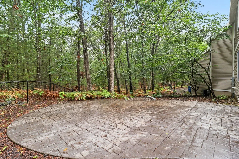 5439 Shawnee Road Pentwater, MI 49449