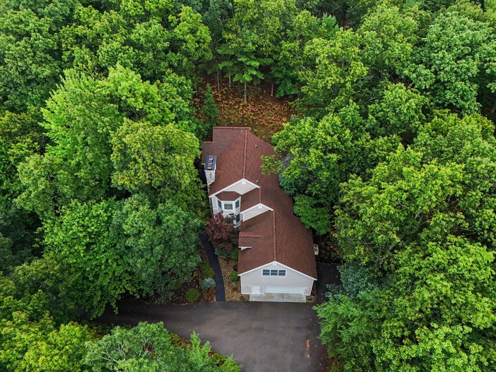 5439 Shawnee Road Pentwater, MI 49449