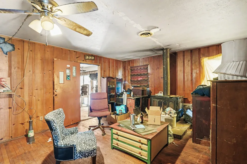 3601 Shawnee Trail Lake Worth, TX 76135