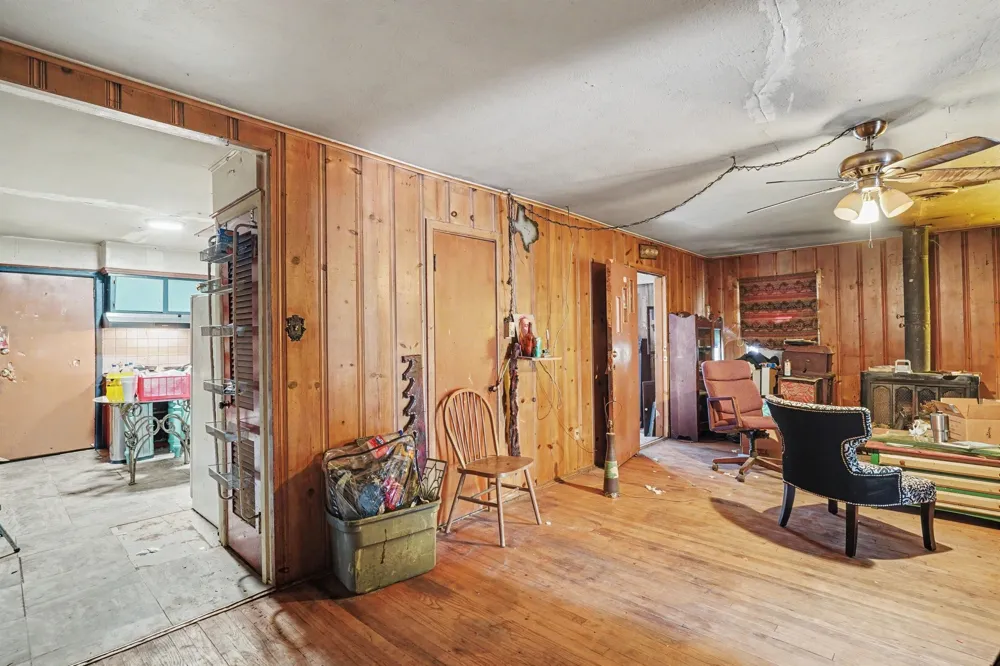 3601 Shawnee Trail Lake Worth, TX 76135