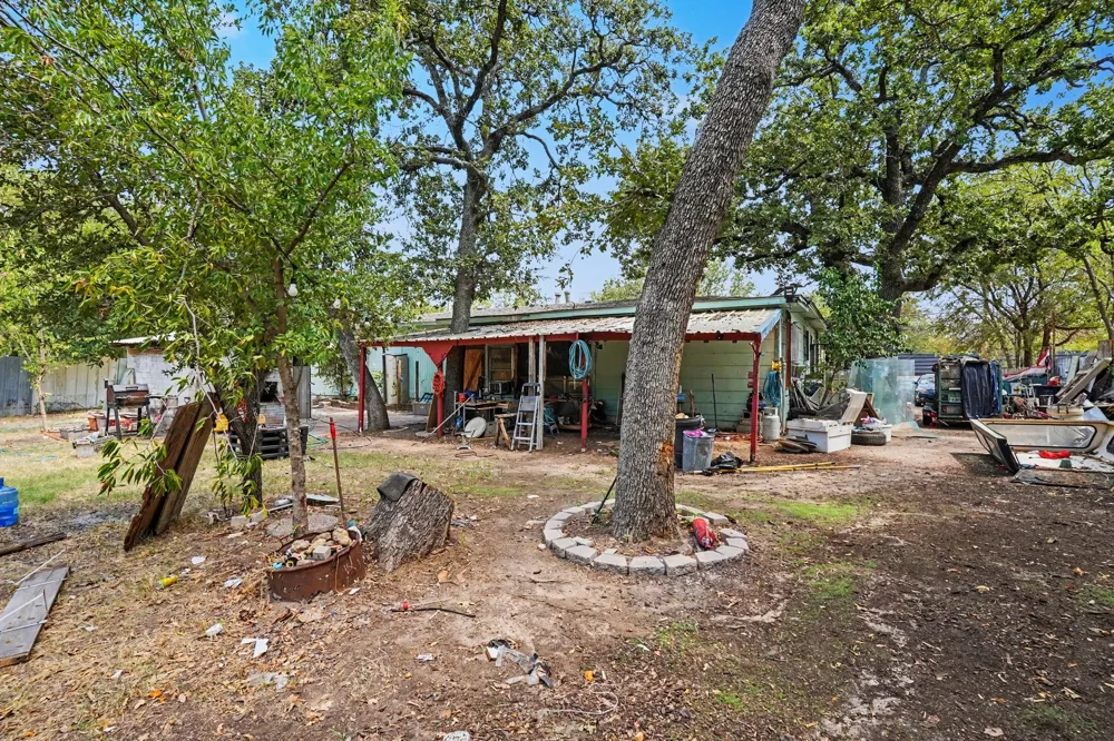 3601 Shawnee Trail Lake Worth, TX 76135