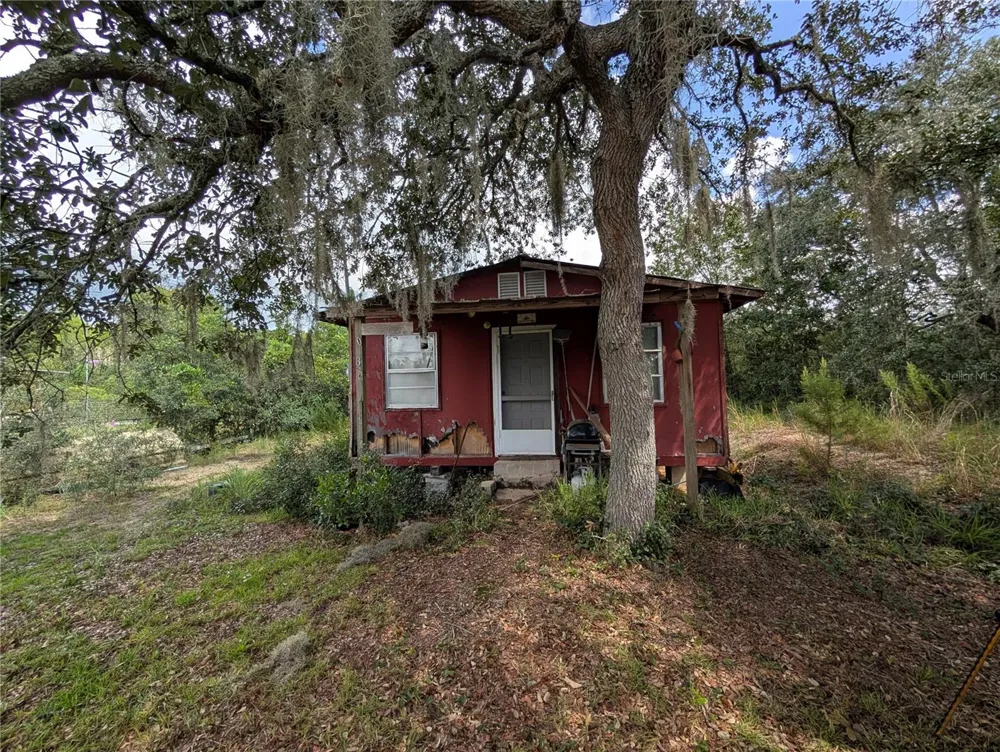 20683 SE 140TH STREET Umatilla, FL 32784