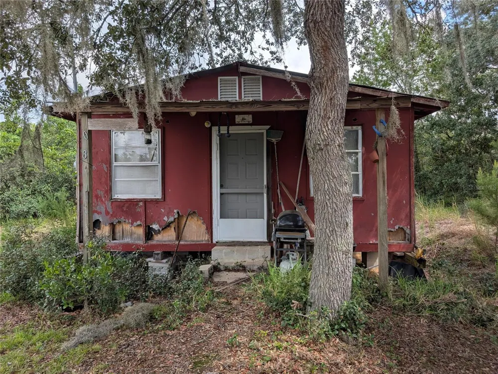 20683 SE 140TH STREET Umatilla, FL 32784
