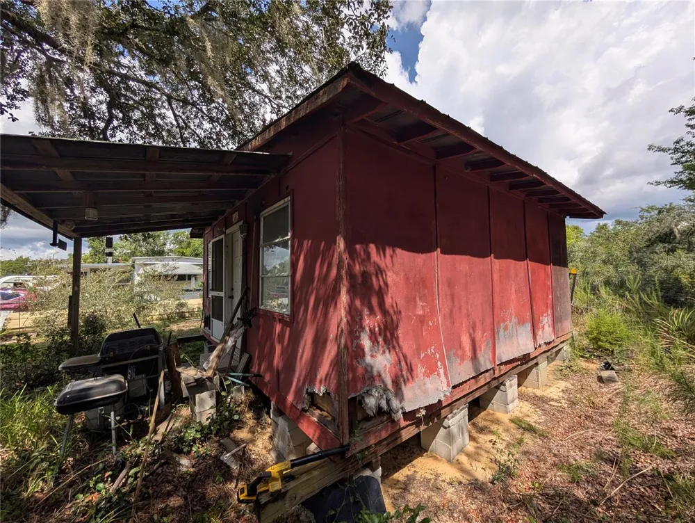 20683 SE 140TH STREET Umatilla, FL 32784