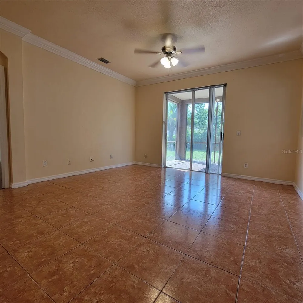 10419 GOLDENBROOK WAY Tampa, FL 33647
