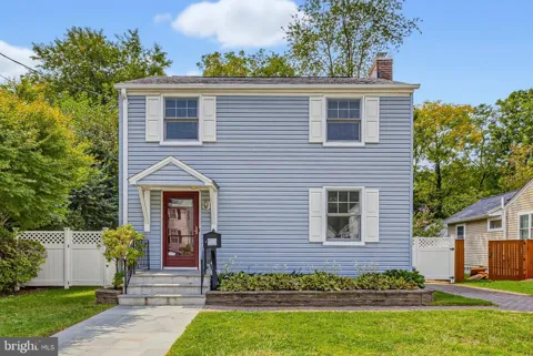 717 MAPLETON ROAD