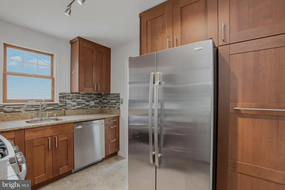 717 MAPLETON ROAD Rockville, MD 20850