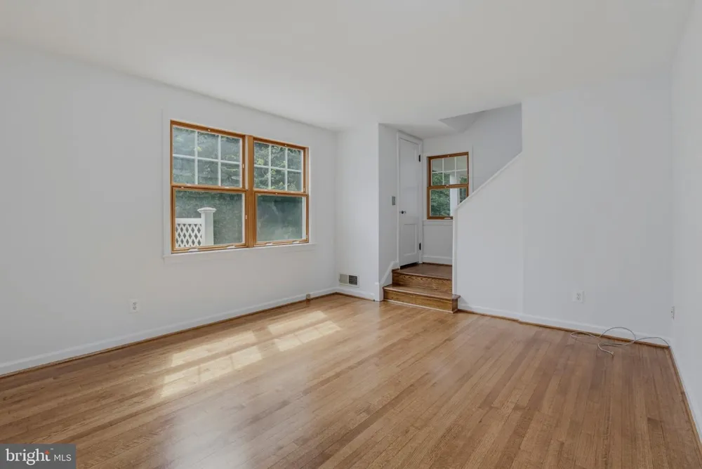 717 MAPLETON ROAD Rockville, MD 20850