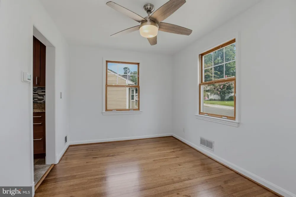 717 MAPLETON ROAD Rockville, MD 20850