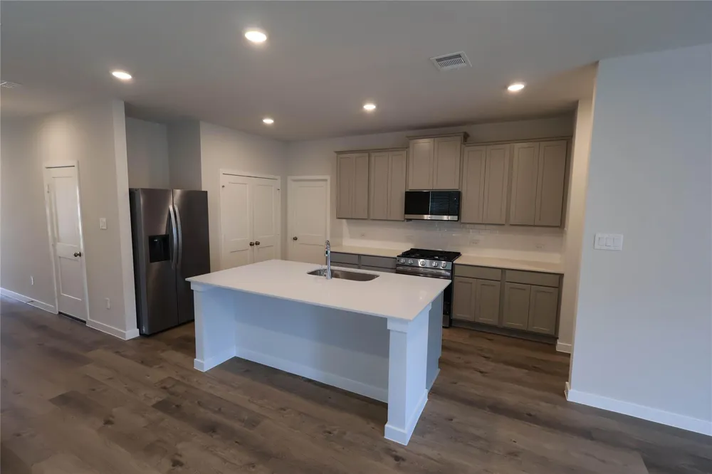7855 Bergamot Circle Magnolia, TX 77354