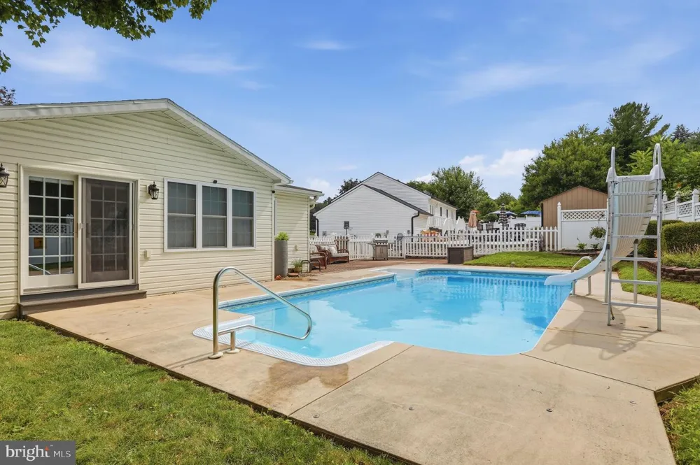 130 GEISER WAY Smithsburg, MD 21783