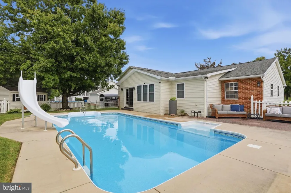 130 GEISER WAY Smithsburg, MD 21783