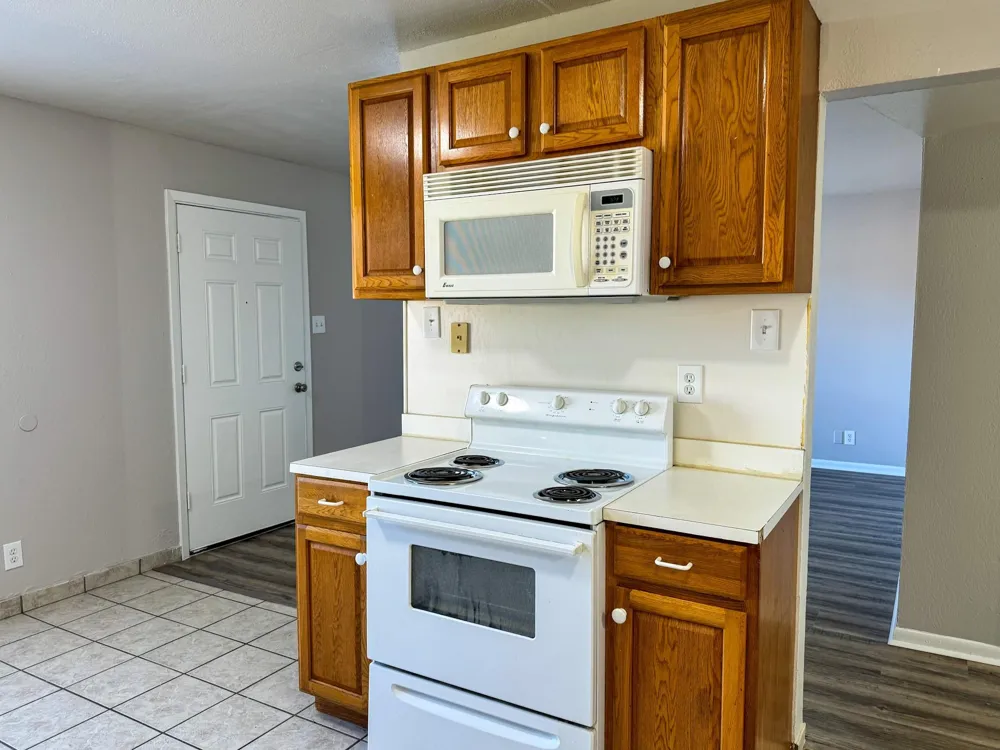 2102 5th Avenue #7 Texas City, TX 77590