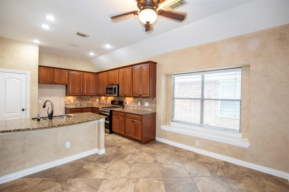 2747 Villa Bella Court League City, TX 77573