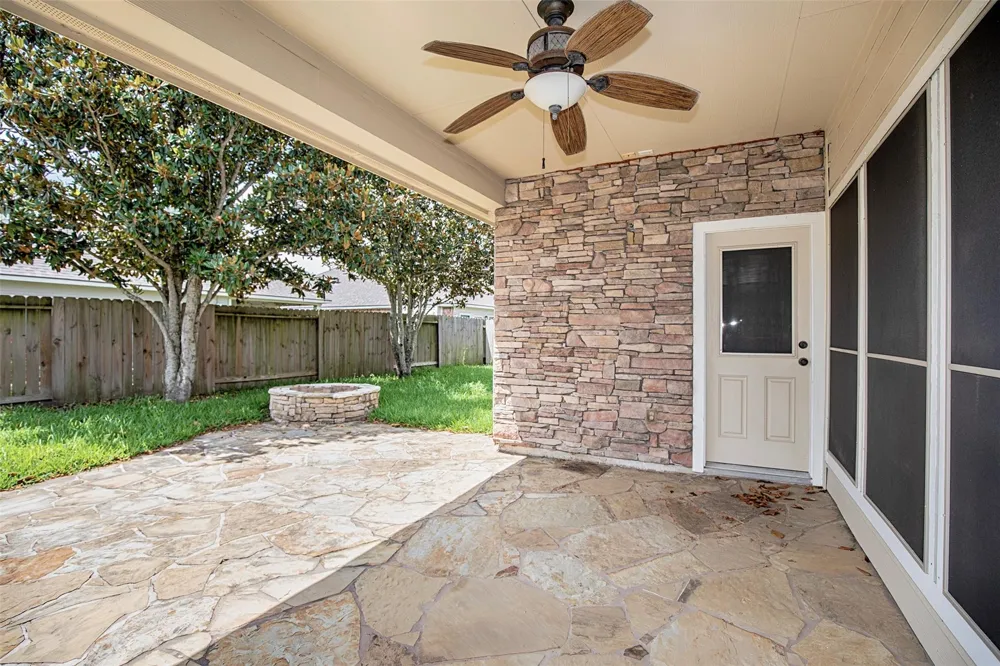 2747 Villa Bella Court League City, TX 77573