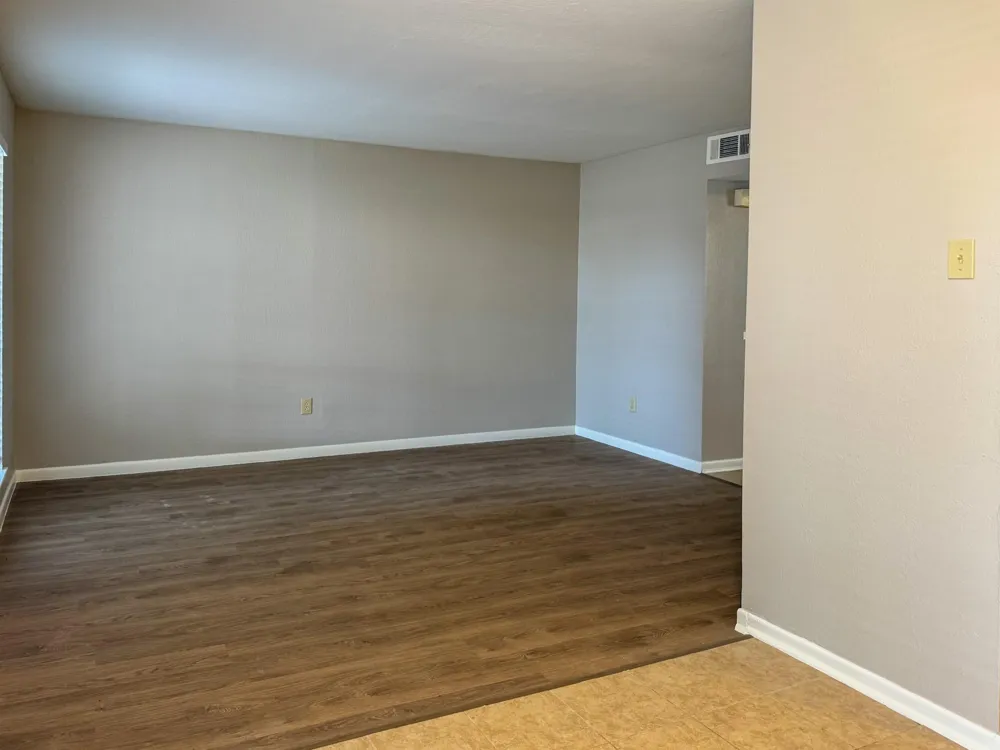 2101 6th Avenue #7 Texas City, TX 77590