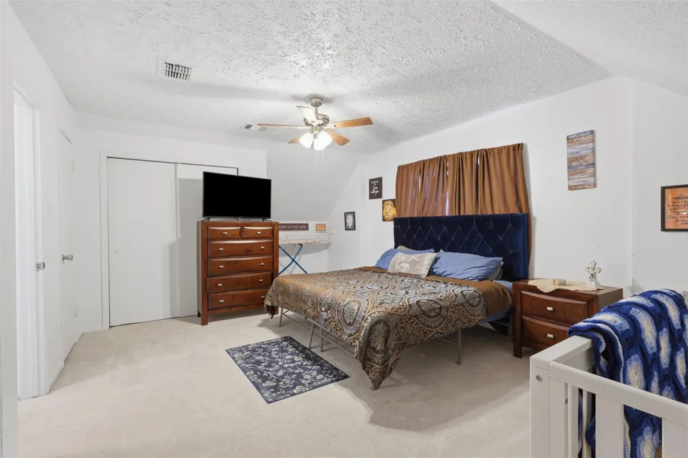 4124 Gallant Fox Drive Pasadena, TX 77503