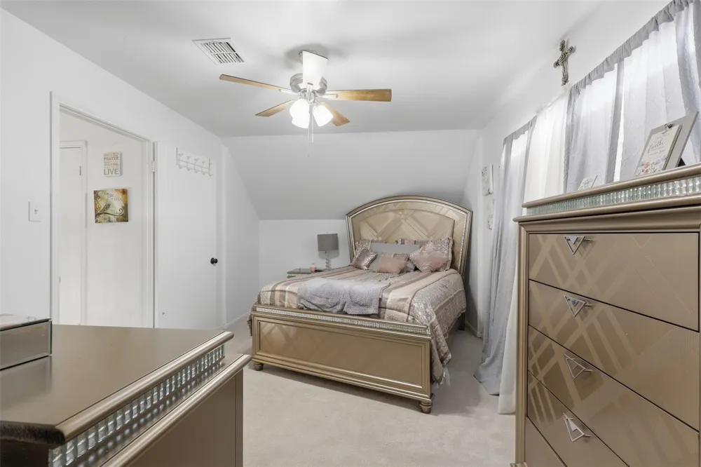 4124 Gallant Fox Drive Pasadena, TX 77503