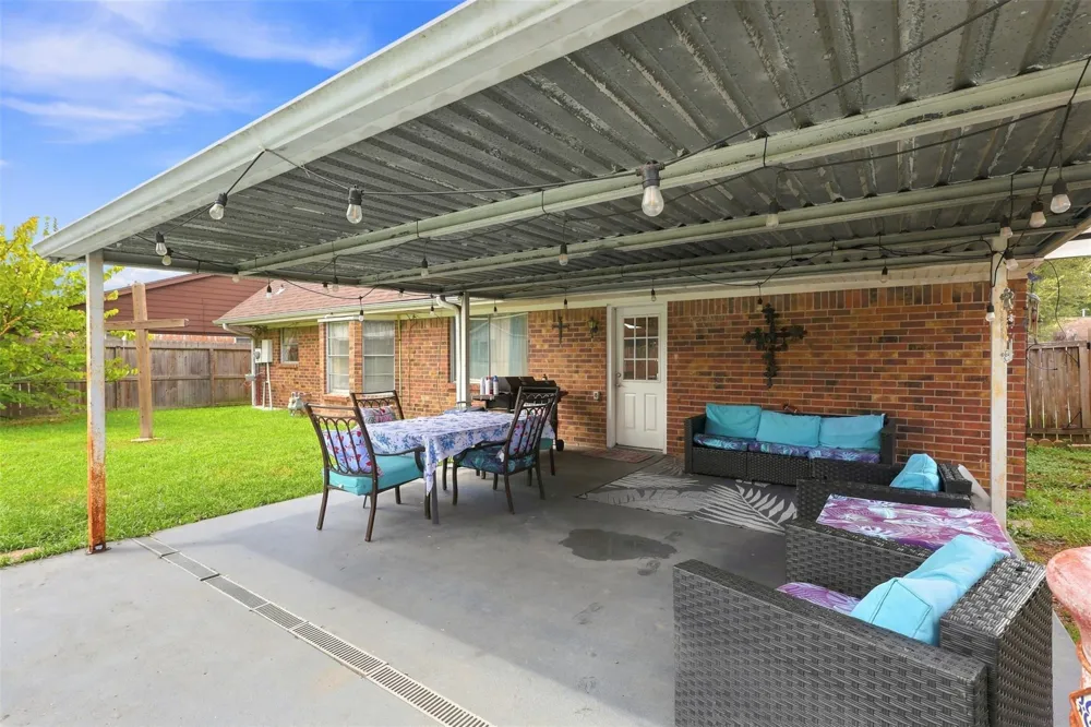 4124 Gallant Fox Drive Pasadena, TX 77503