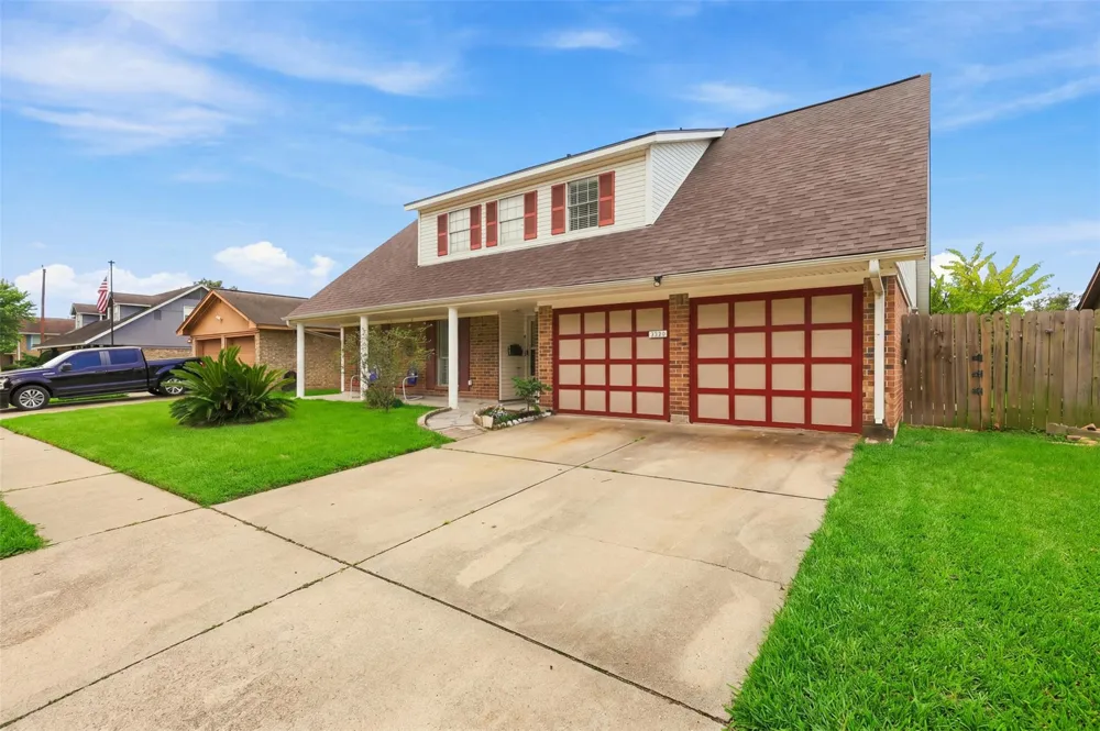 4124 Gallant Fox Drive Pasadena, TX 77503