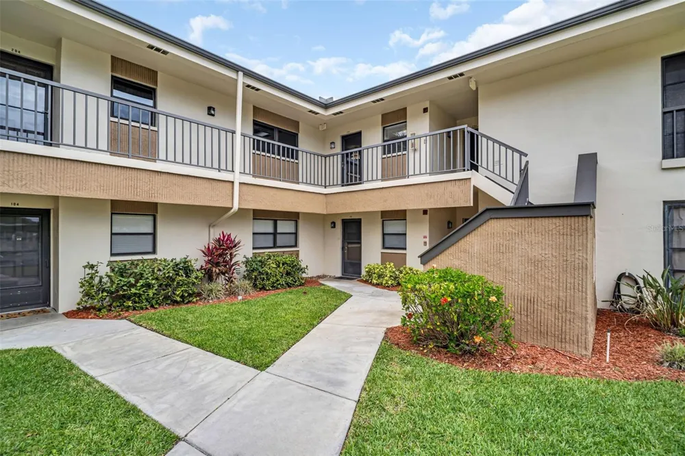2700 NEBRASKA AVENUE #5-205 Palm Harbor, FL 34684