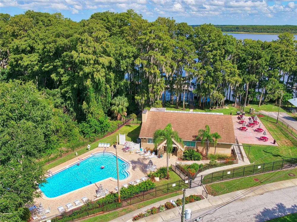 2700 NEBRASKA AVENUE #5-205 Palm Harbor, FL 34684