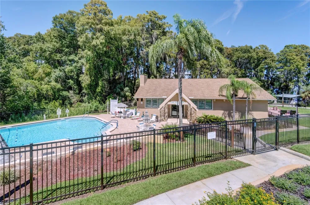 2700 NEBRASKA AVENUE #5-205 Palm Harbor, FL 34684