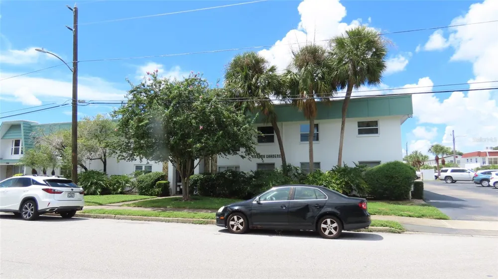 3100 HARTFORD STREET #129 St Petersburg, FL 33713
