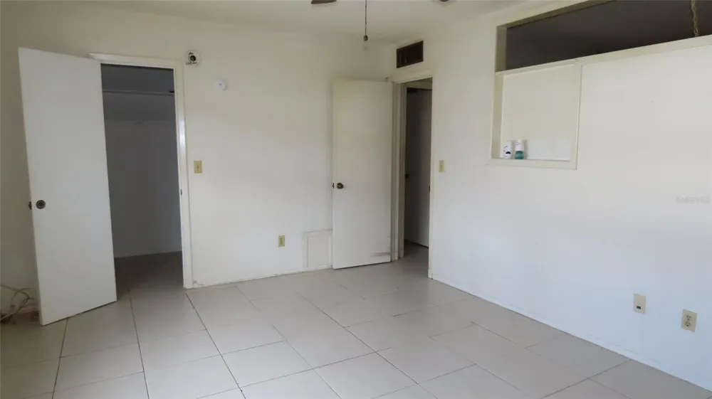 3100 HARTFORD STREET #129 St Petersburg, FL 33713