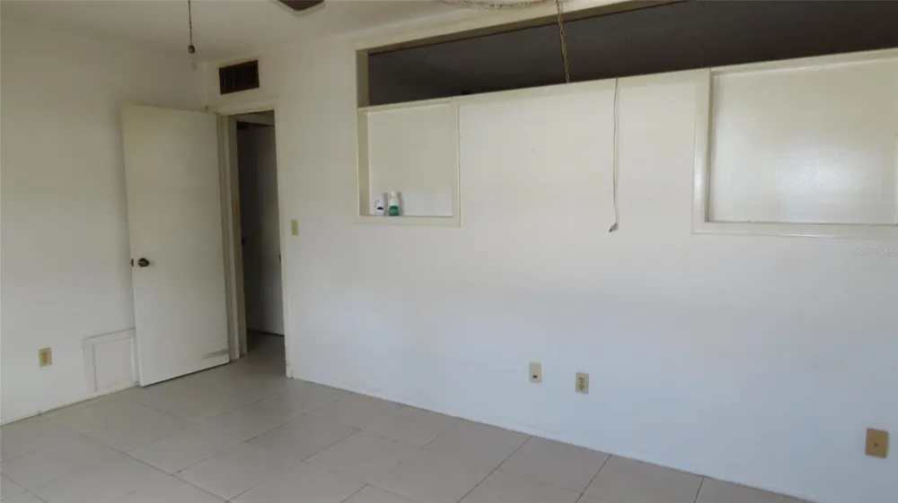 3100 HARTFORD STREET #129 St Petersburg, FL 33713