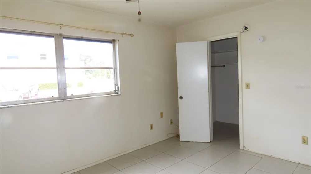 3100 HARTFORD STREET #129 St Petersburg, FL 33713