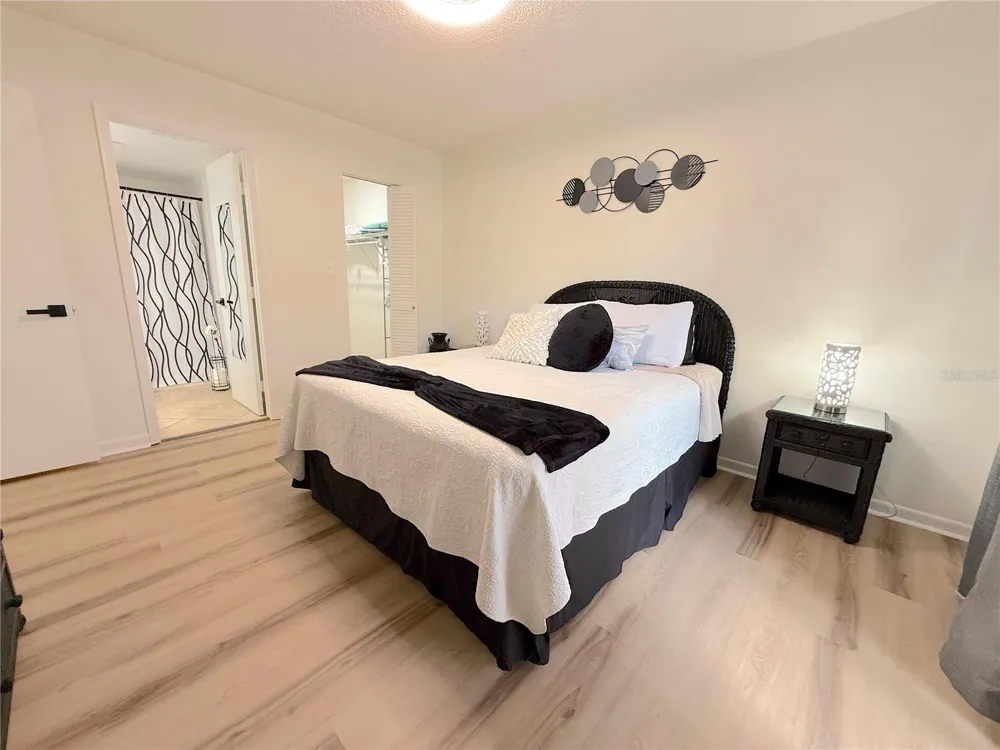 626 BIRD BAY DRIVE S #110 Venice, FL 34285