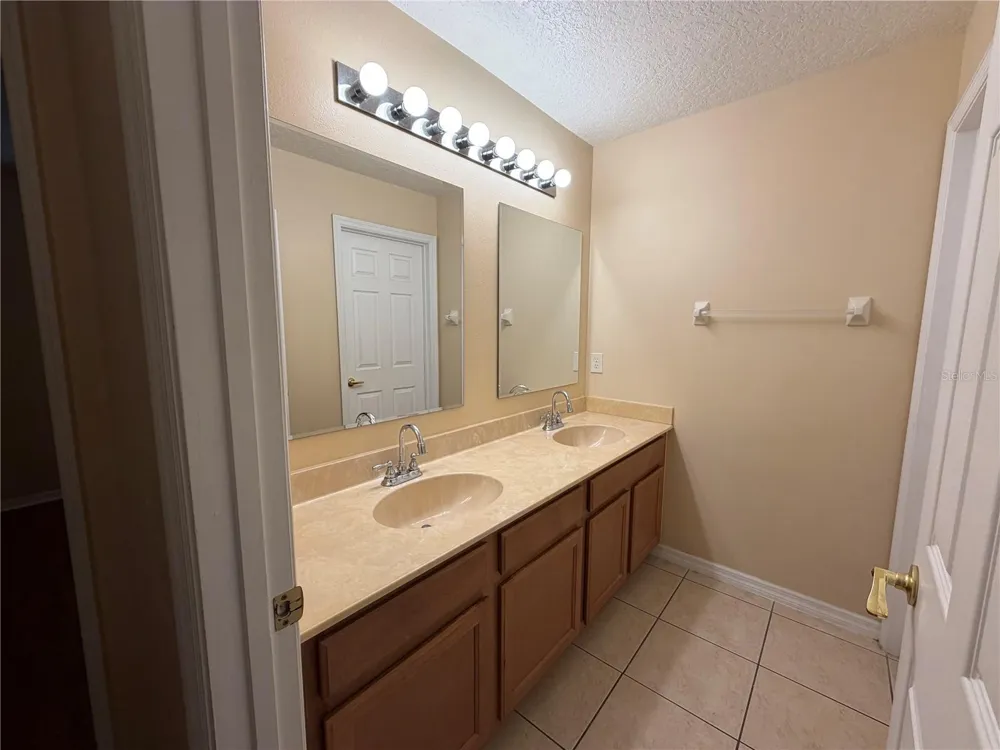 4504 CALADIUM COURT Kissimmee, FL 34758