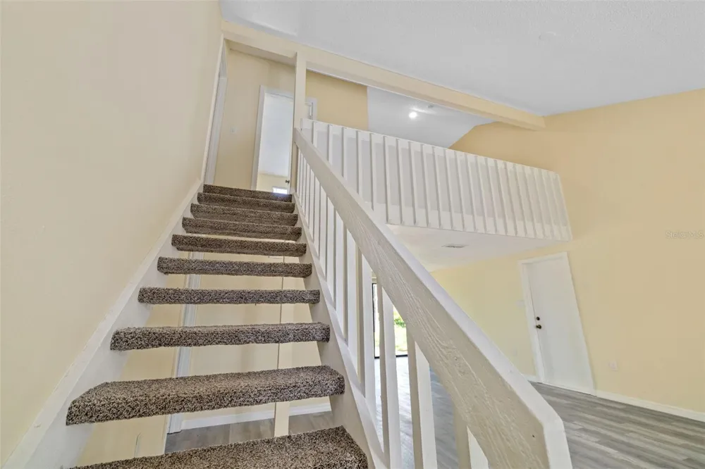 2004 WOOD HOLLOW PLACE Sarasota, FL 34235