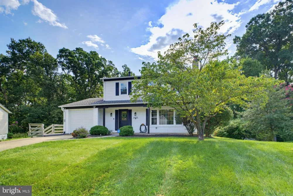 8109 OVERTON COURT Springfield, VA 22153