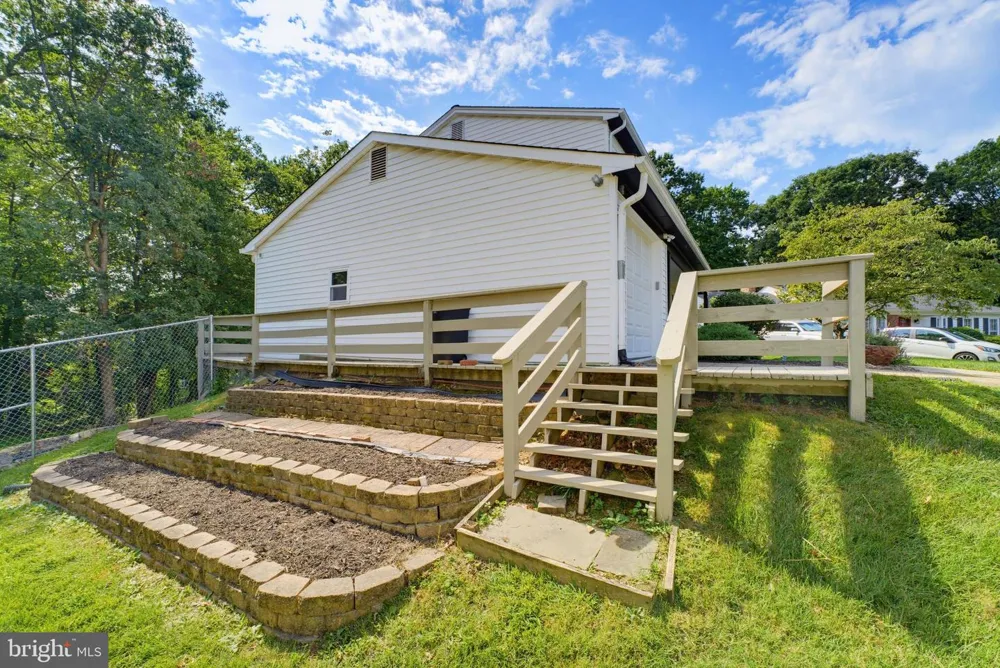 8109 OVERTON COURT Springfield, VA 22153