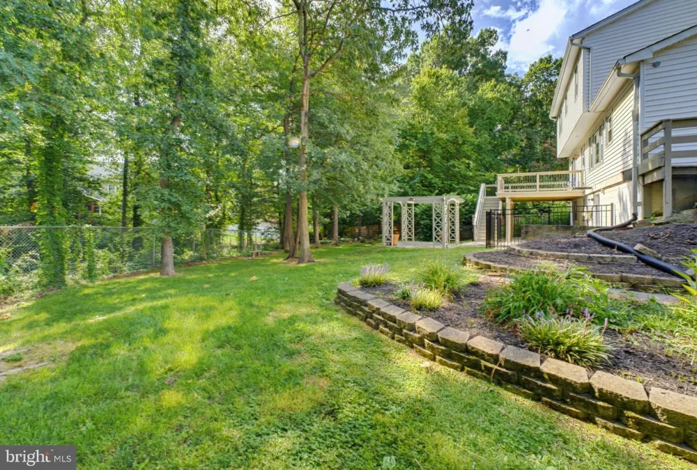 8109 OVERTON COURT Springfield, VA 22153