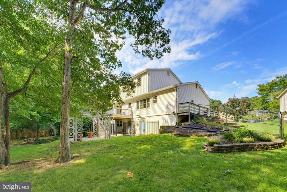 8109 OVERTON COURT Springfield, VA 22153