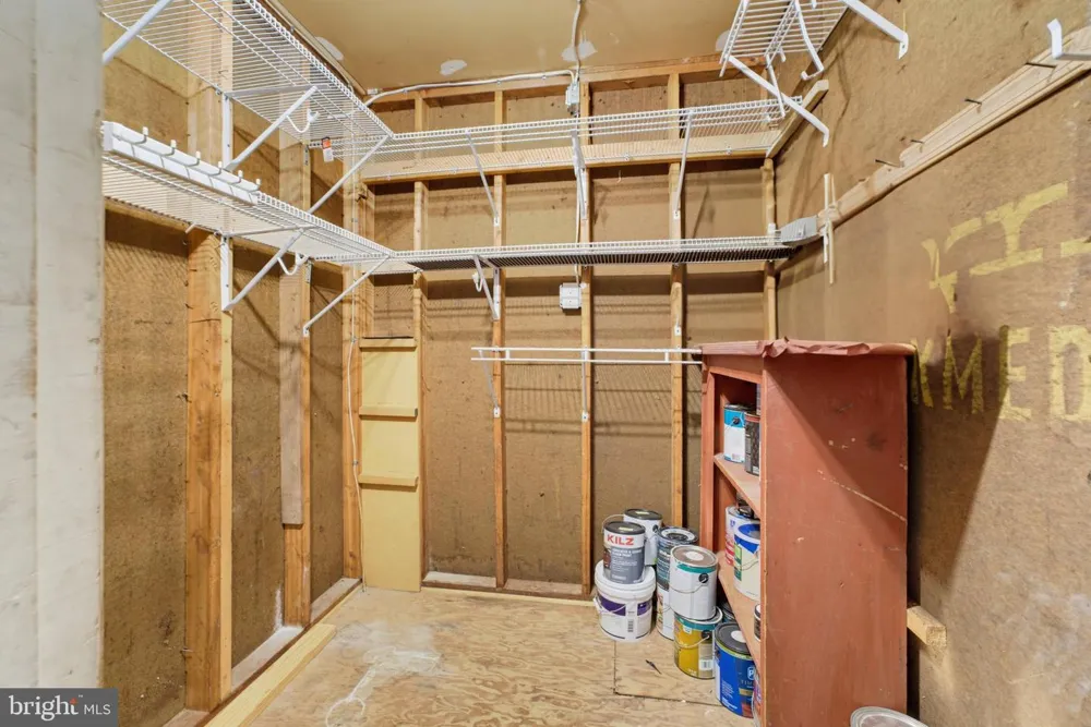 8109 OVERTON COURT Springfield, VA 22153