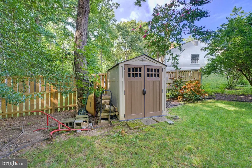 8109 OVERTON COURT Springfield, VA 22153