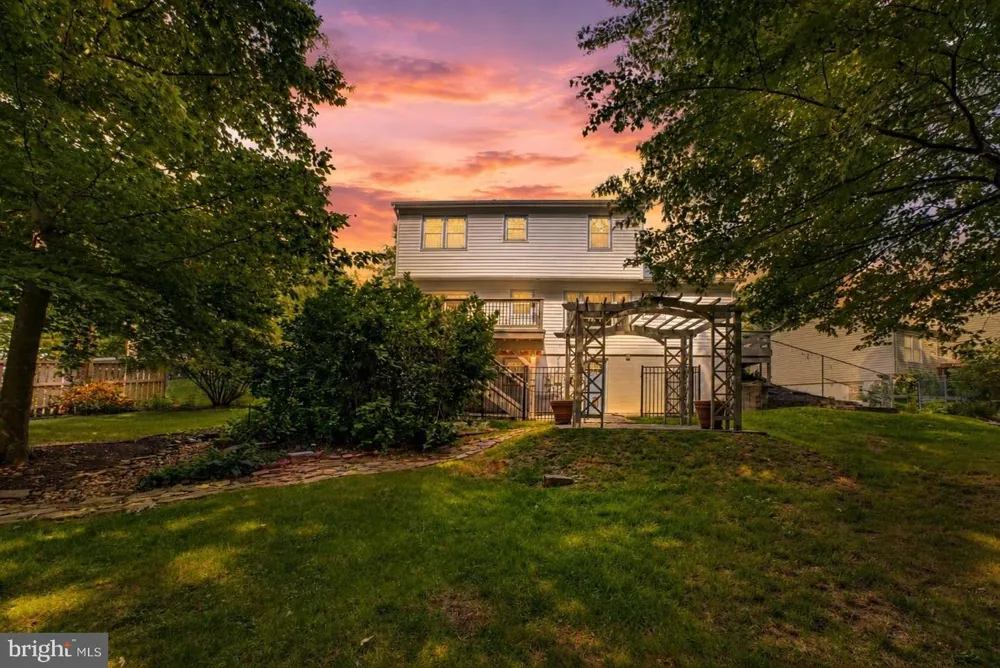 8109 OVERTON COURT Springfield, VA 22153