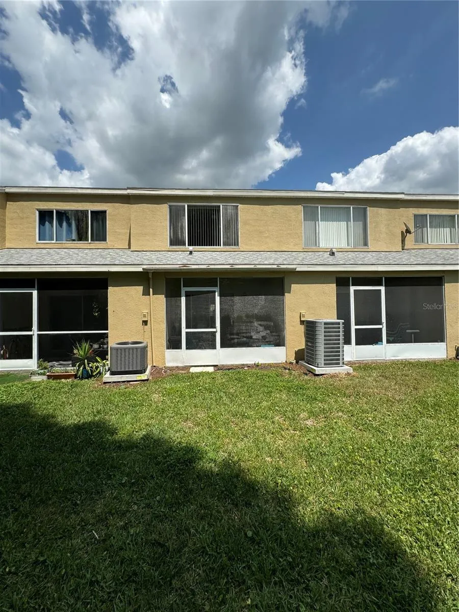 12356 BERKELEY SQUARE DRIVE Tampa, FL 33626