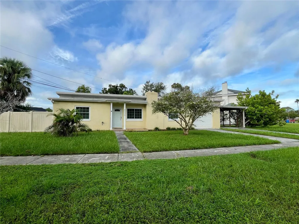 8330 WAVERLY ROAD St Petersburg, FL 33702