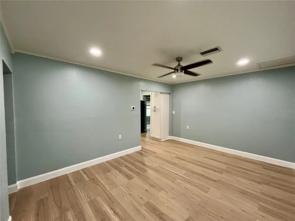 8330 WAVERLY ROAD St Petersburg, FL 33702