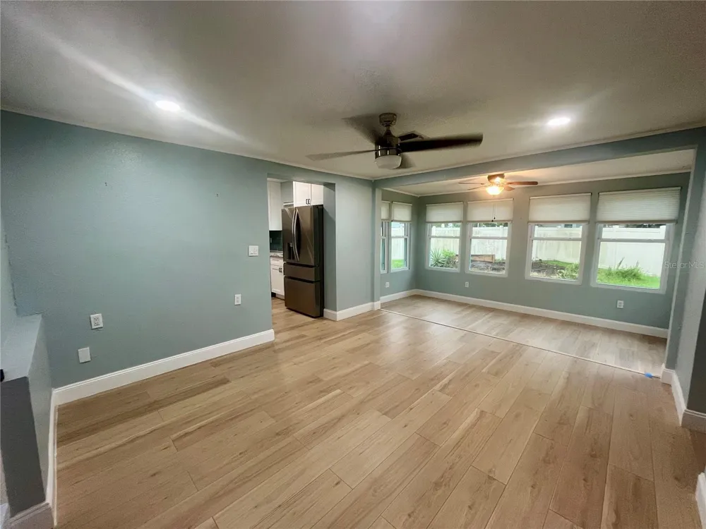 8330 WAVERLY ROAD St Petersburg, FL 33702