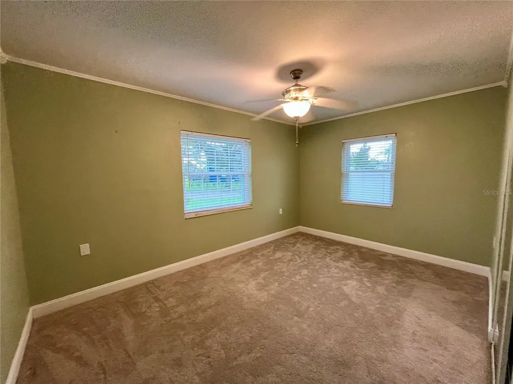 8330 WAVERLY ROAD St Petersburg, FL 33702