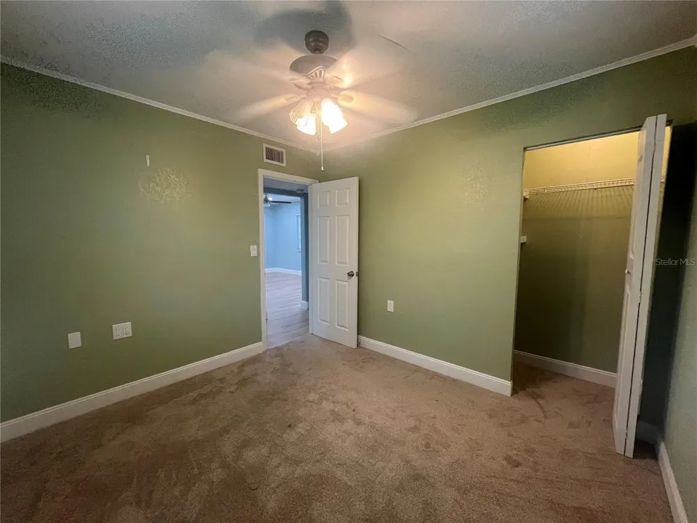 8330 WAVERLY ROAD St Petersburg, FL 33702